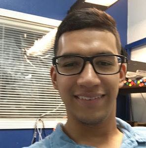 Meet your Posher, Luis